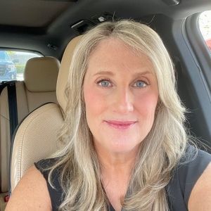 Meet your Posher, Kristin